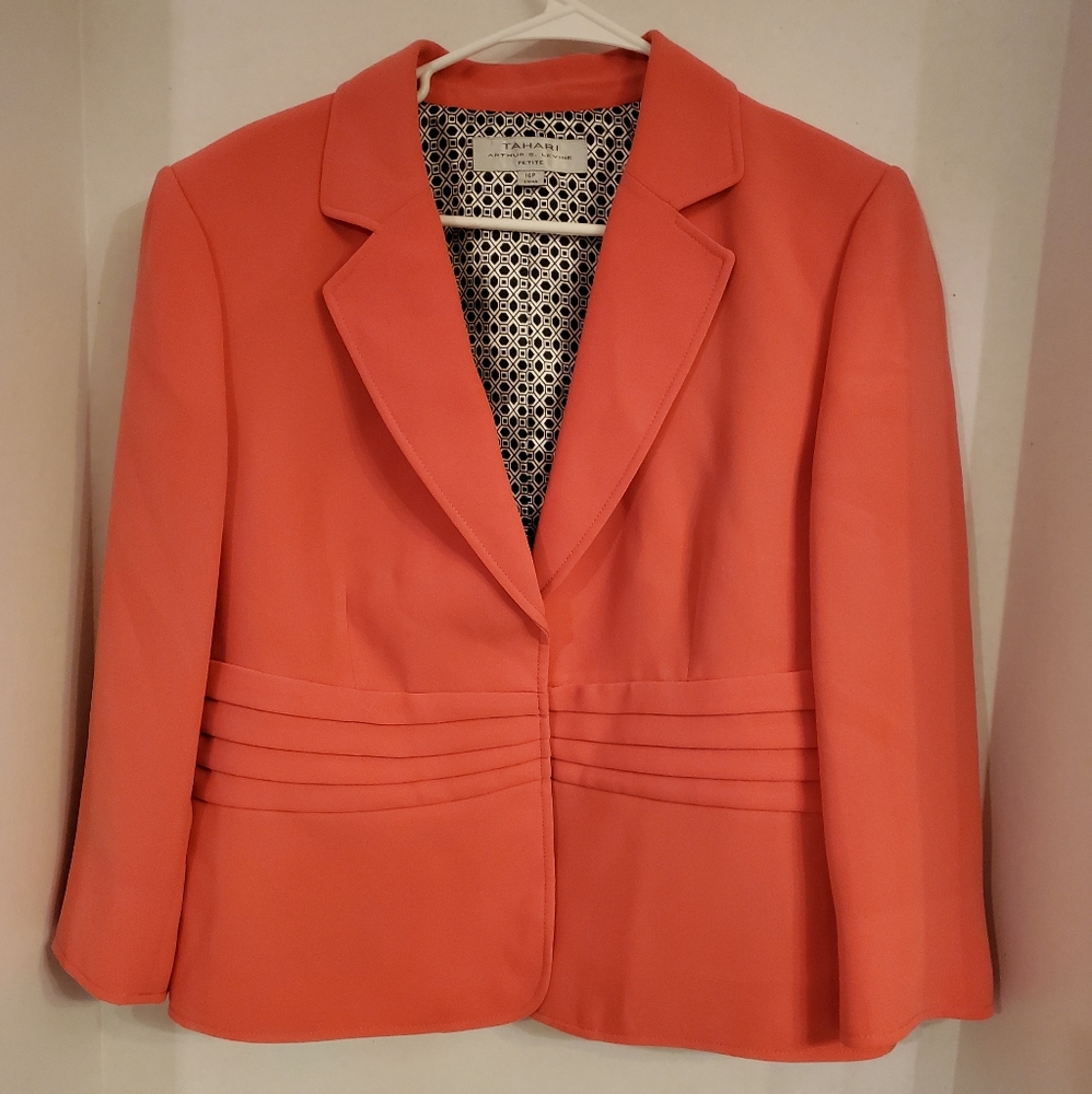 Tahari Arthur s levine hot pink blazer